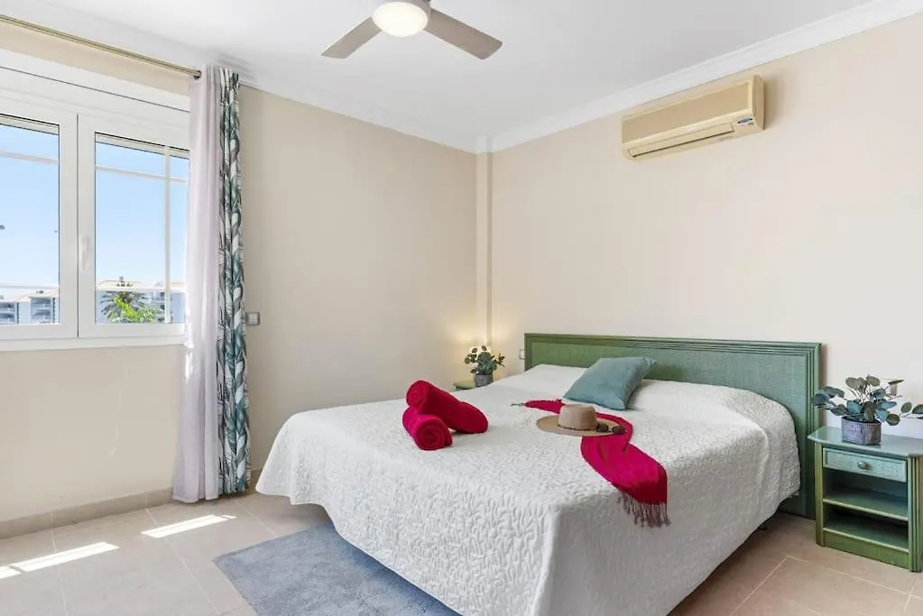 Luxury Villa With Sea View, Heated Pool Arona
